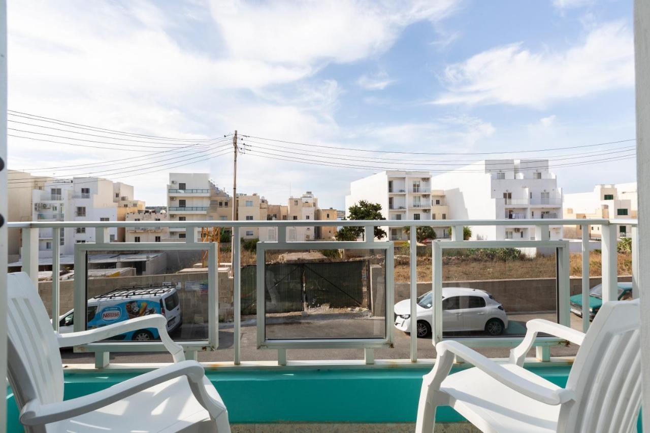 Ne1 - Lovely 2 Bedroom Apartment. Perfect Location Mellieha Exterior photo